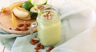 Detox smoothie s avokadom Detox smoothie s avokadom