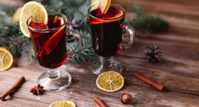Najbolji recept za kuhano vino s cimetom – idealno za božićni domjenak
